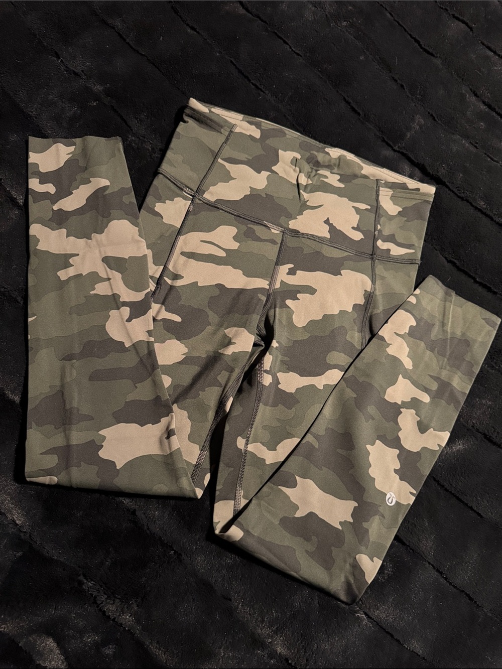 Lululemon Athletica Fast and Free Green Camo Leggings